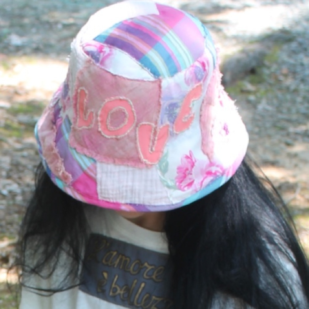 Colorful shabby chic bucket hat - Picture 3 of 11
